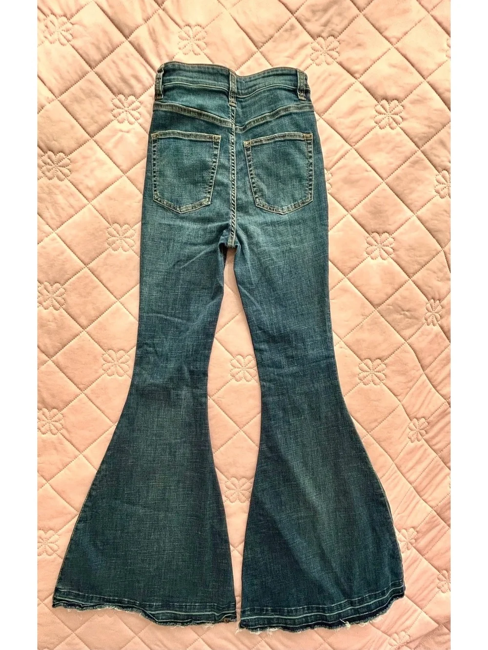 We The Free Irreplaceable Flare Jeans Sz 26/33